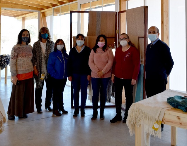 Rector de Santo Tomás Talca-Curicó visitó Centro de Extensión e Interpretación Textil en O’Higgins